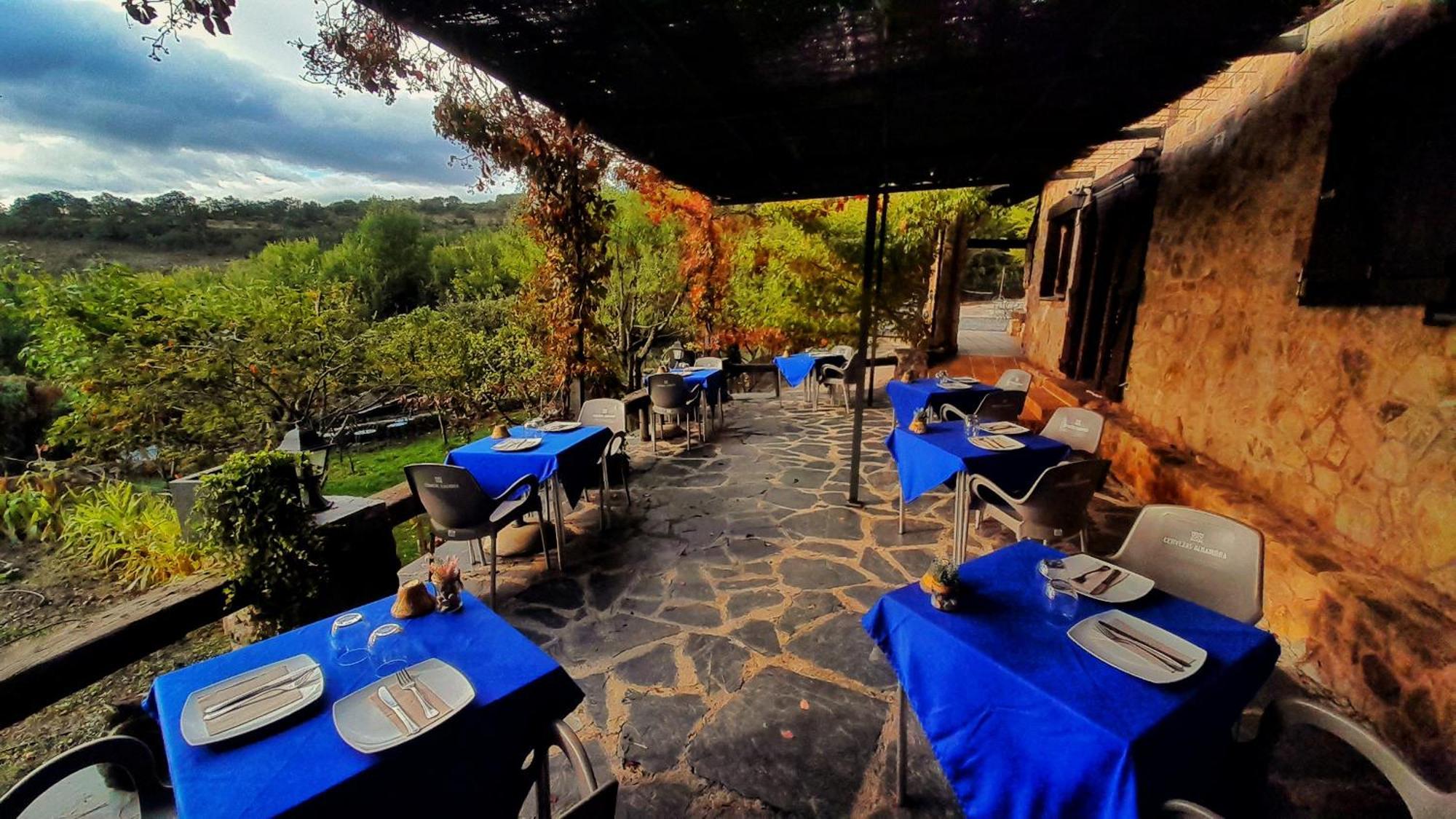 Casa Rural, Spa Y Restaurante El Huerto Del Abuelo Almiruete Exterior photo